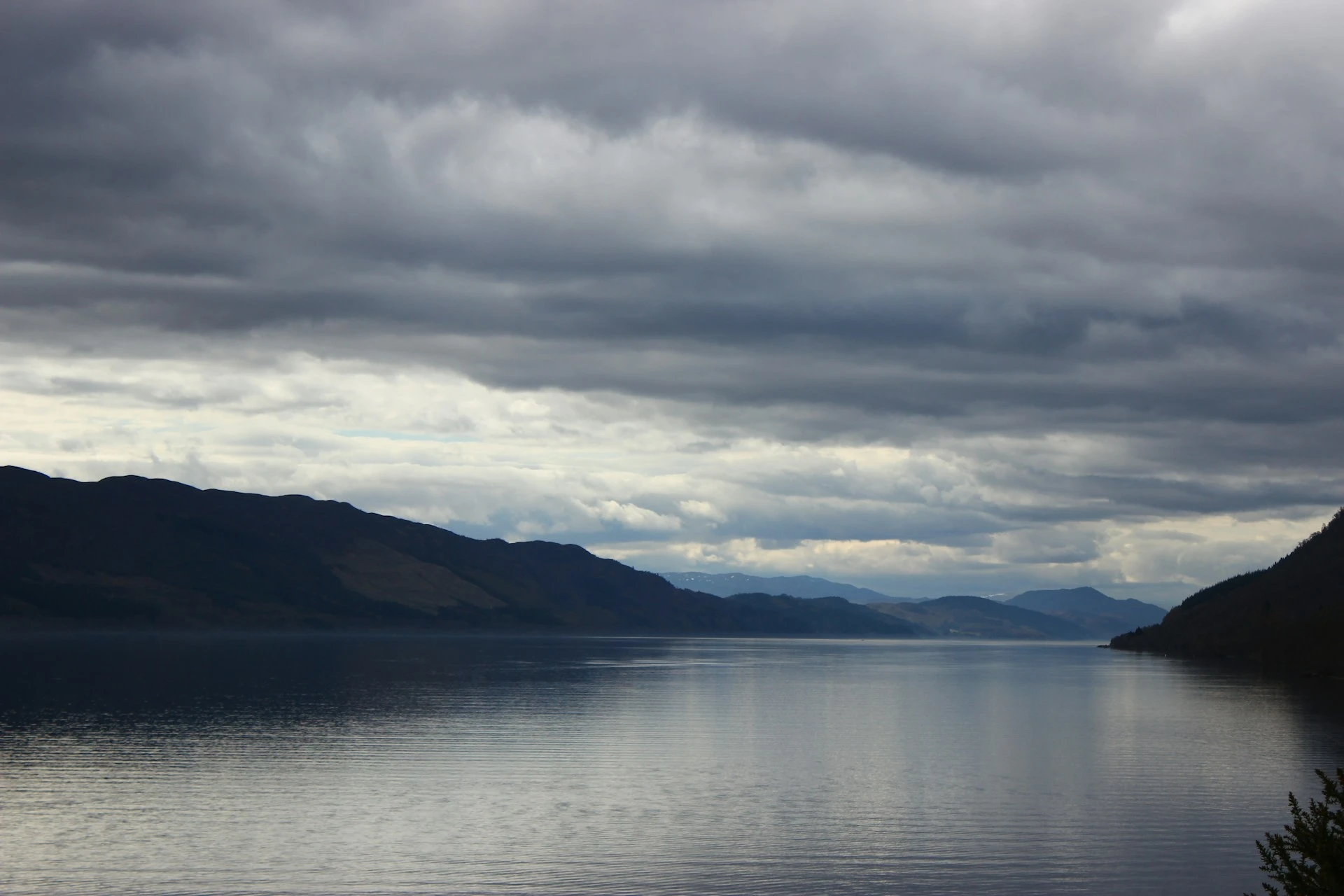 Il mostro loch ness: Verità o Leggenda?